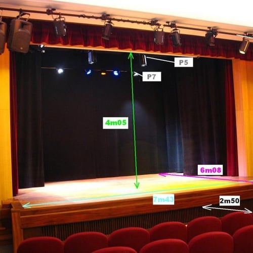 Salle de spectacle d'Aime 8