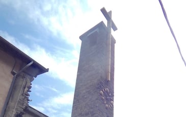 L'église et sa chapelle