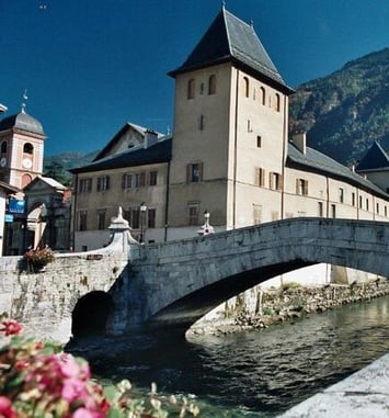 Visite guidée de la ville de Moûtiers