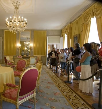 Visite des salons d'honneur du château des ducs de Savoie