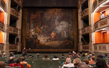 Histoire et coulisses du théâtre Charles Dullin