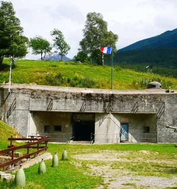 Visitez un fort de la ligne Maginot des Alpes !